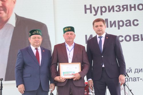 Яркий, шумный, незабываемый: Нурлат с размахом отпраздновал Сабантуй!