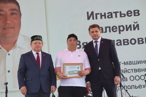 Яркий, шумный, незабываемый: Нурлат с размахом отпраздновал Сабантуй!
