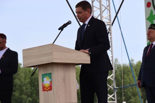 Яркий, шумный, незабываемый: Нурлат с размахом отпраздновал Сабантуй!