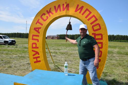 В Нурлате приз «Сельские джигиты» на конно-спортивных соревнованиях завоевал Родимир Кирилов из Чувашской Менчи