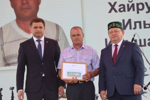 Яркий, шумный, незабываемый: Нурлат с размахом отпраздновал Сабантуй!
