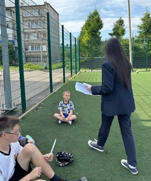 Спортшкола «Ледок» провела акцию по безопасности дорожного движения
