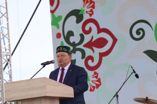 Яркий, шумный, незабываемый: Нурлат с размахом отпраздновал Сабантуй!