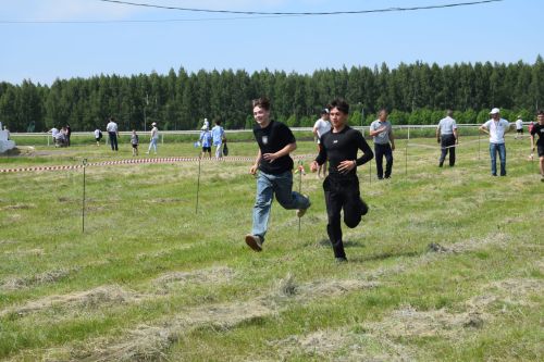 «Тропа мужества» и трофеи СВО: патриотическая площадка фонда «Все для Победы Нурлат» стала центром притяжения на Сабантуе