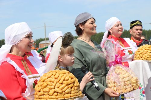 Яркий, шумный, незабываемый: Нурлат с размахом отпраздновал Сабантуй!