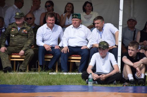 Абсолютным батыром Сабантуя в Нурлате стал Марсель Гузаиров