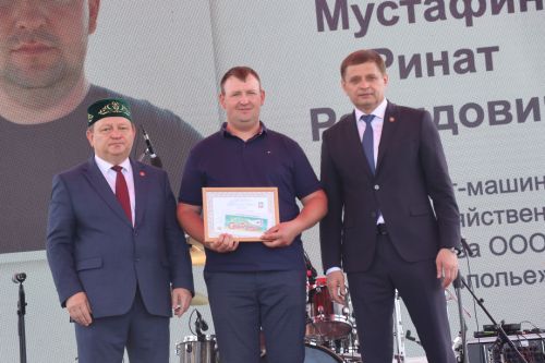 Яркий, шумный, незабываемый: Нурлат с размахом отпраздновал Сабантуй!