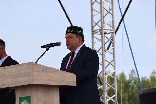 Яркий, шумный, незабываемый: Нурлат с размахом отпраздновал Сабантуй!