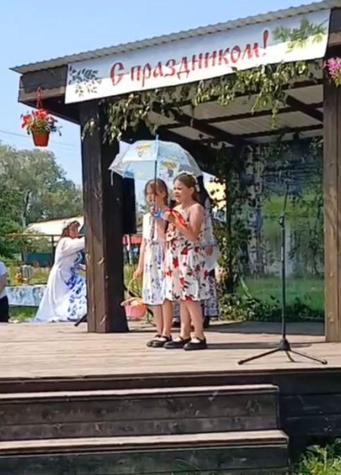 День села и Троица: народные гуляния объединили жителей Мамыкова в духе традиций
