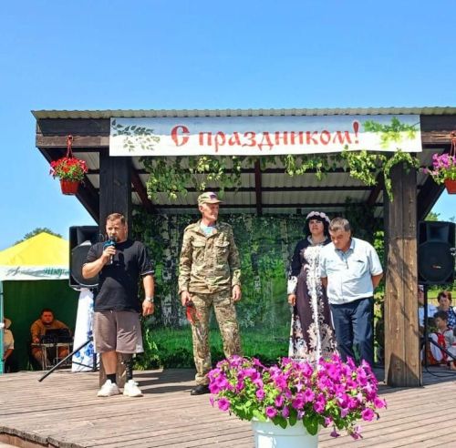 День села и Троица: народные гуляния объединили жителей Мамыкова в духе традиций