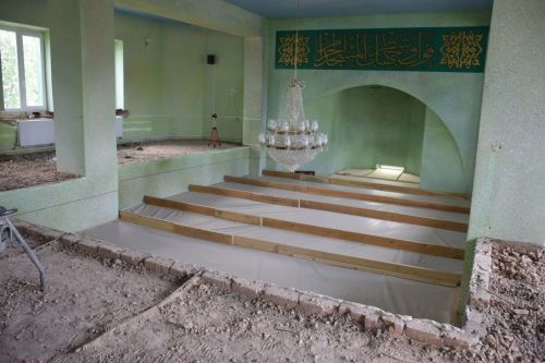В центральной мечети с 30-летней историей начался капитальный ремонт