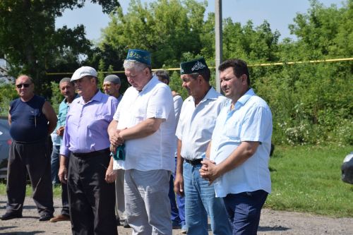 В Бикулове увековечили память бывшего главы Нурлатского района Алмаза Ахметшина