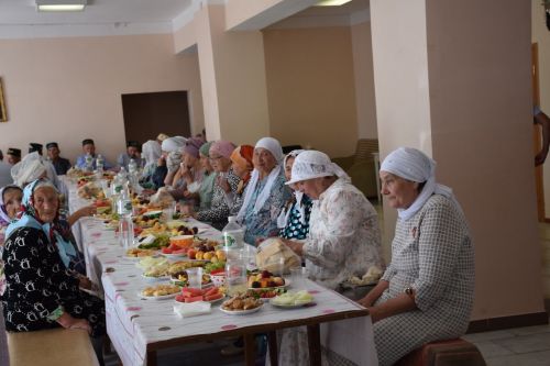 В Бикулове увековечили память бывшего главы Нурлатского района Алмаза Ахметшина