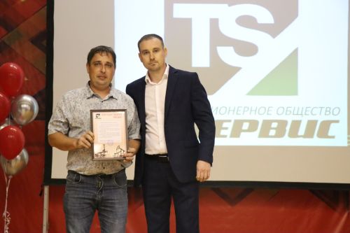 Глава Нурлатского района Дамир Ишкинеев поздравил коллектив «Техсервиса» с 25-летием предприятия