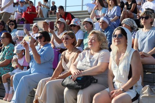 Плотнику Нурлатской ЦРБ с 55-летним стажем вручили сертификат на санаторное лечение