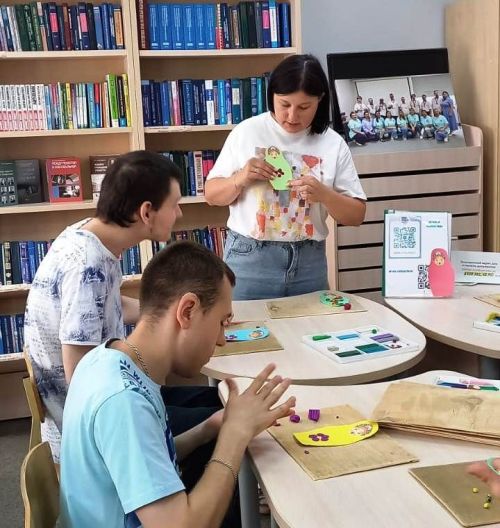 «Добрый Мастер»: В Нурлате ребята создавали пластилиновые наряды для матрешек