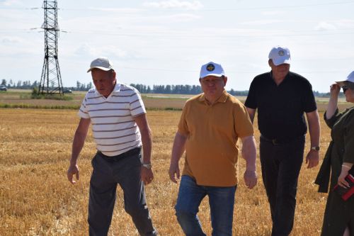 В Нурлатском районе стартовала уборочная кампания