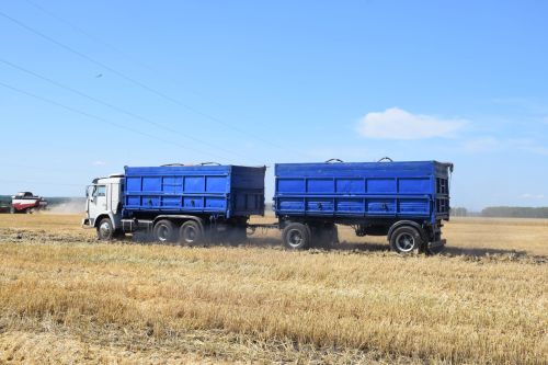 В Нурлатском районе стартовала уборочная кампания