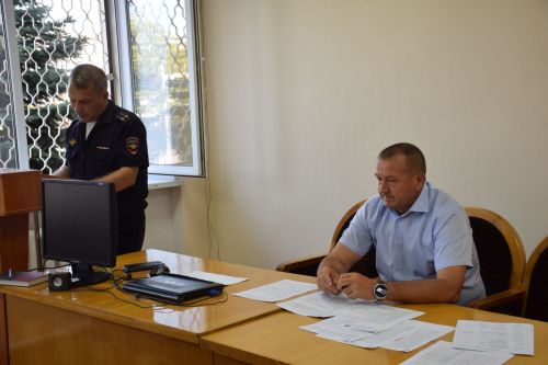 Темой разговора на внеочередном заседании комиссии по БДД в Нурлате стало столкновение юного питбайкера с автомобилем