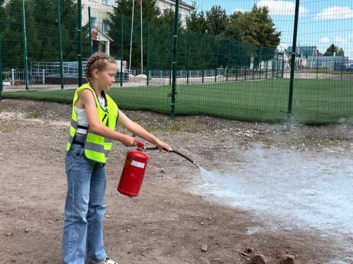 «Старты поколений» в Нурлате: семья Козловых одержала победу в испытаниях на знание ПДД