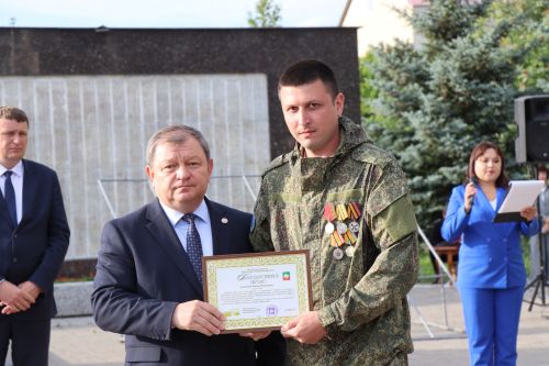 В Нурлате отметили День ветеранов боевых действий (+фоторепортаж)