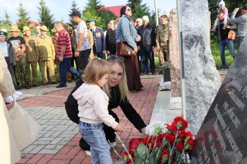 В Нурлате отметили День ветеранов боевых действий (+фоторепортаж)