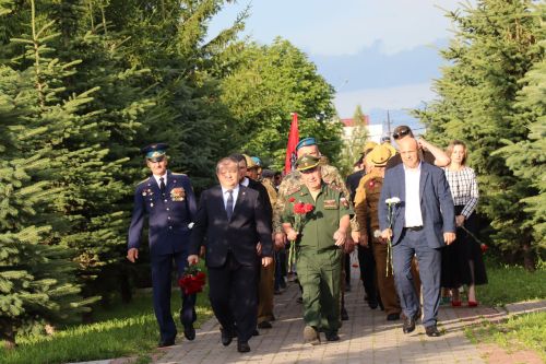 В Нурлате отметили День ветеранов боевых действий (+фоторепортаж)