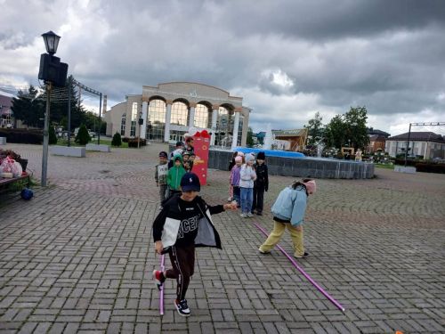 Лето в Нурлате: спортивные игры, творчество и народные забавы для детей