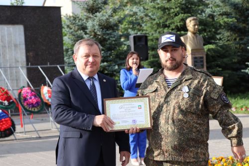 В Нурлате отметили День ветеранов боевых действий (+фоторепортаж)