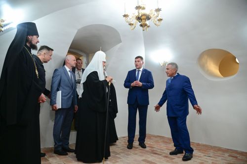 Патриарх Кирилл освятил восстановленный храм Спаса Нерукотворного в Татарстане