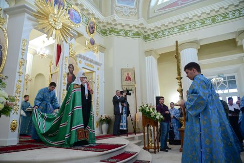 Патриарх Кирилл освятил восстановленный храм Спаса Нерукотворного в Татарстане