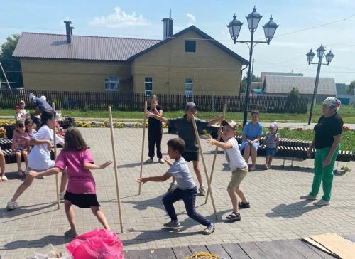 Веселые старты в Бурметьево: спорт, смех и командный дух!