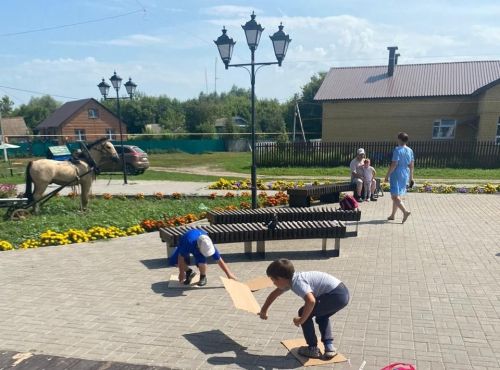 Веселые старты в Бурметьево: спорт, смех и командный дух!