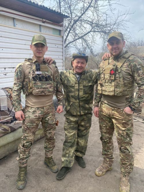 Боец спецоперации Ринат Ахметов награжден медалью «За отвагу»