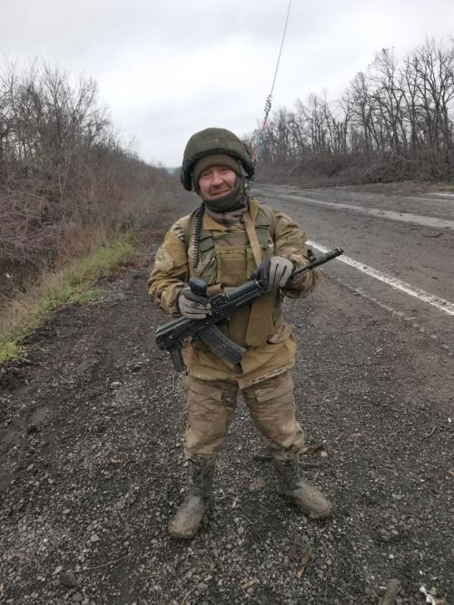 Боец спецоперации Ринат Ахметов награжден медалью «За отвагу»