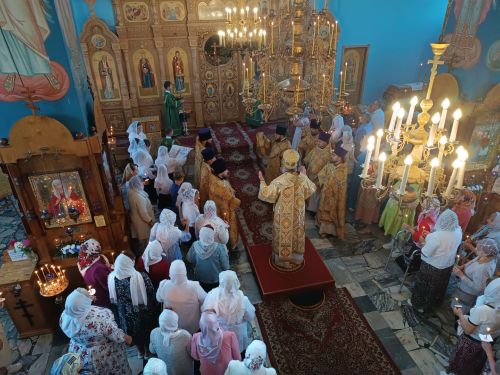 Архиерейское богослужение в Нурлате: тепло встречи и радость общей молитвы