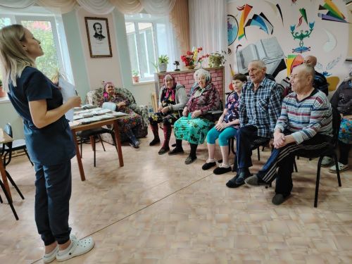 «Умники и умницы»: в Нурлатском доме-интернате прошла интеллектуальная викторина для тренировки ума и хорошего настроения