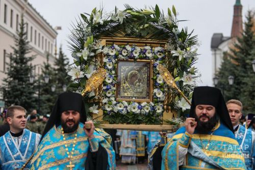 Торжества в Казани в честь 446-летия обретения Казанской иконы Божией Матери