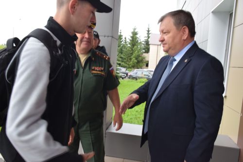 Еще 22 нурлатских призывника отправились служить России: летняя отправка завершена (+фоторепортаж)