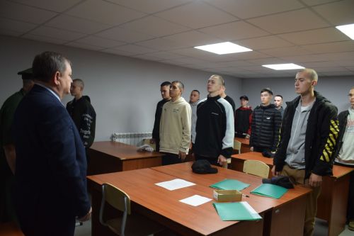 Еще 22 нурлатских призывника отправились служить России: летняя отправка завершена (+фоторепортаж)