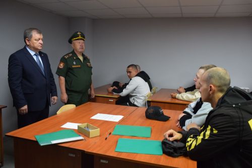 Еще 22 нурлатских призывника отправились служить России: летняя отправка завершена (+фоторепортаж)
