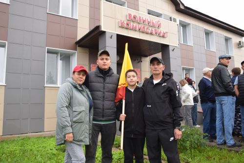 Еще 22 нурлатских призывника отправились служить России: летняя отправка завершена (+фоторепортаж)