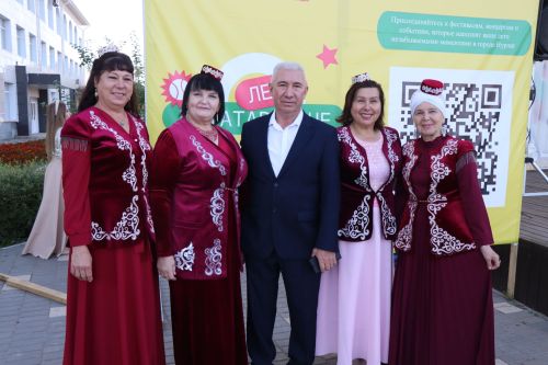 В Нурлате чествовали семейные пары, которые в любви и согласии живут не один десяток лет (+фотерепортаж)