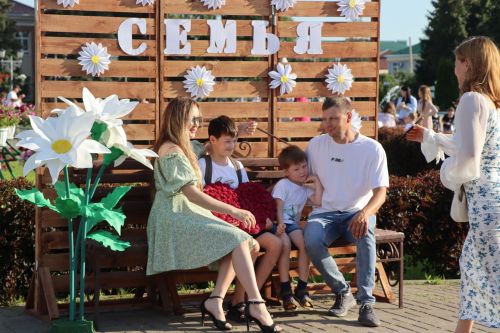 В Нурлате чествовали семейные пары, которые в любви и согласии живут не один десяток лет (+фотерепортаж)