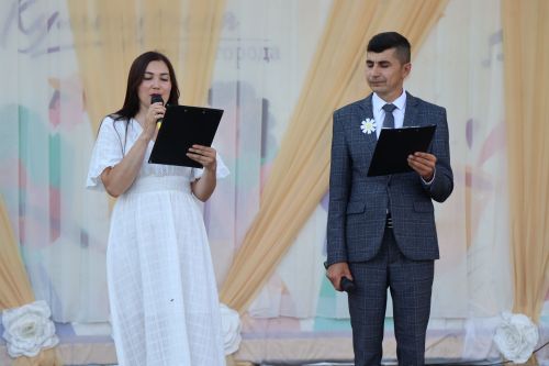 В Нурлате чествовали семейные пары, которые в любви и согласии живут не один десяток лет (+фотерепортаж)