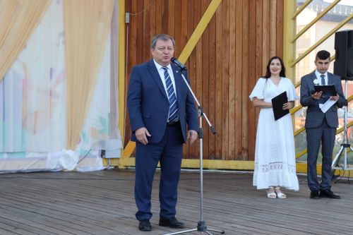 В Нурлате чествовали семейные пары, которые в любви и согласии живут не один десяток лет (+фотерепортаж)