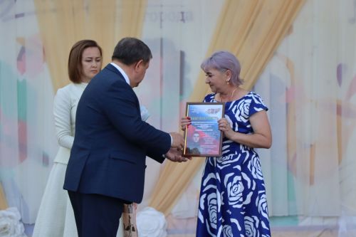 В Нурлате чествовали семейные пары, которые в любви и согласии живут не один десяток лет (+фотерепортаж)