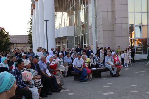 В Нурлате чествовали семейные пары, которые в любви и согласии живут не один десяток лет (+фотерепортаж)