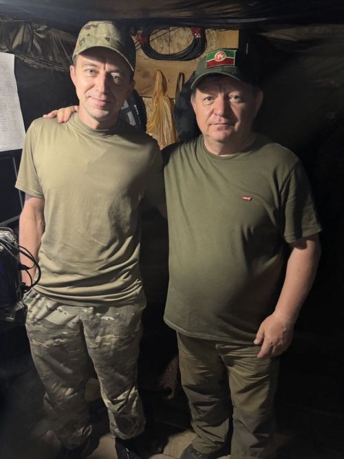 Дамир Ишкинеев и Фирдус Тямаев возглавили 37-ю гуманитарную миссию в зону СВО