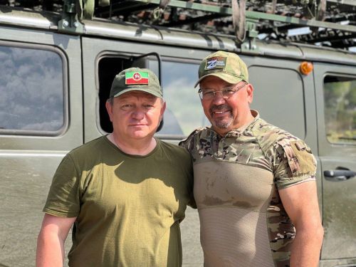 Дамир Ишкинеев и Фирдус Тямаев возглавили 37-ю гуманитарную миссию в зону СВО